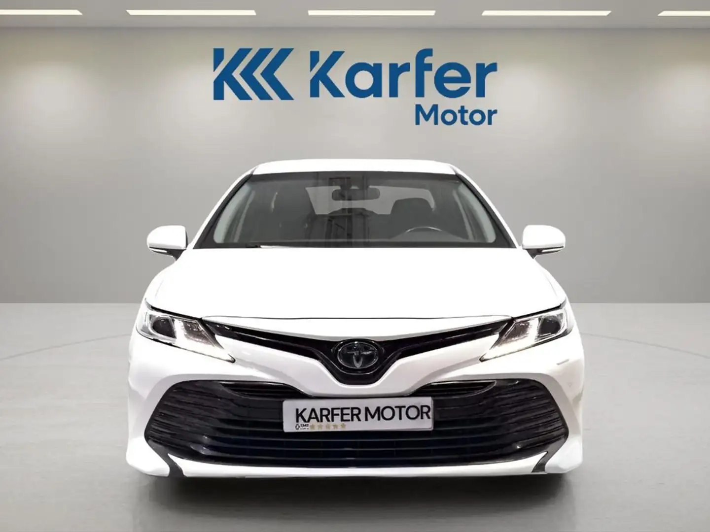Toyota Camry 2.5 220H Business Blanco - 2