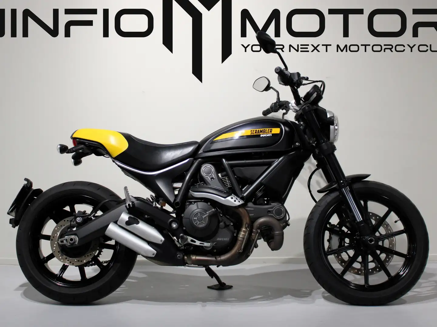 Ducati Scrambler 800 FULL THROTTLE - 1