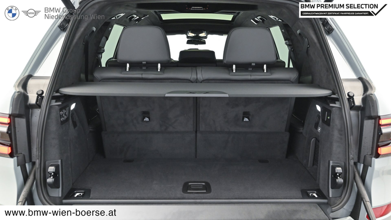 BMW X7 xDrive40d — photo 11