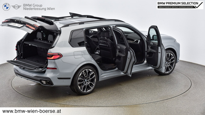 BMW X7 xDrive40d — photo 10