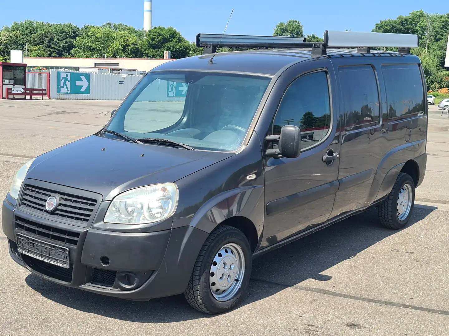 Fiat Doblo Cargo MAXI 1.3 JTD *1.HAND!* 113.TKM! * TOP! * Grau - 2