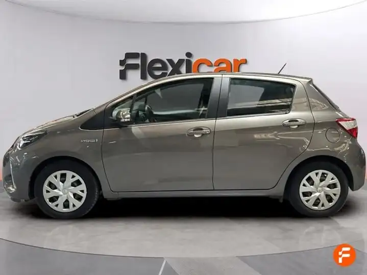 Toyota Yaris 2020, foto 4