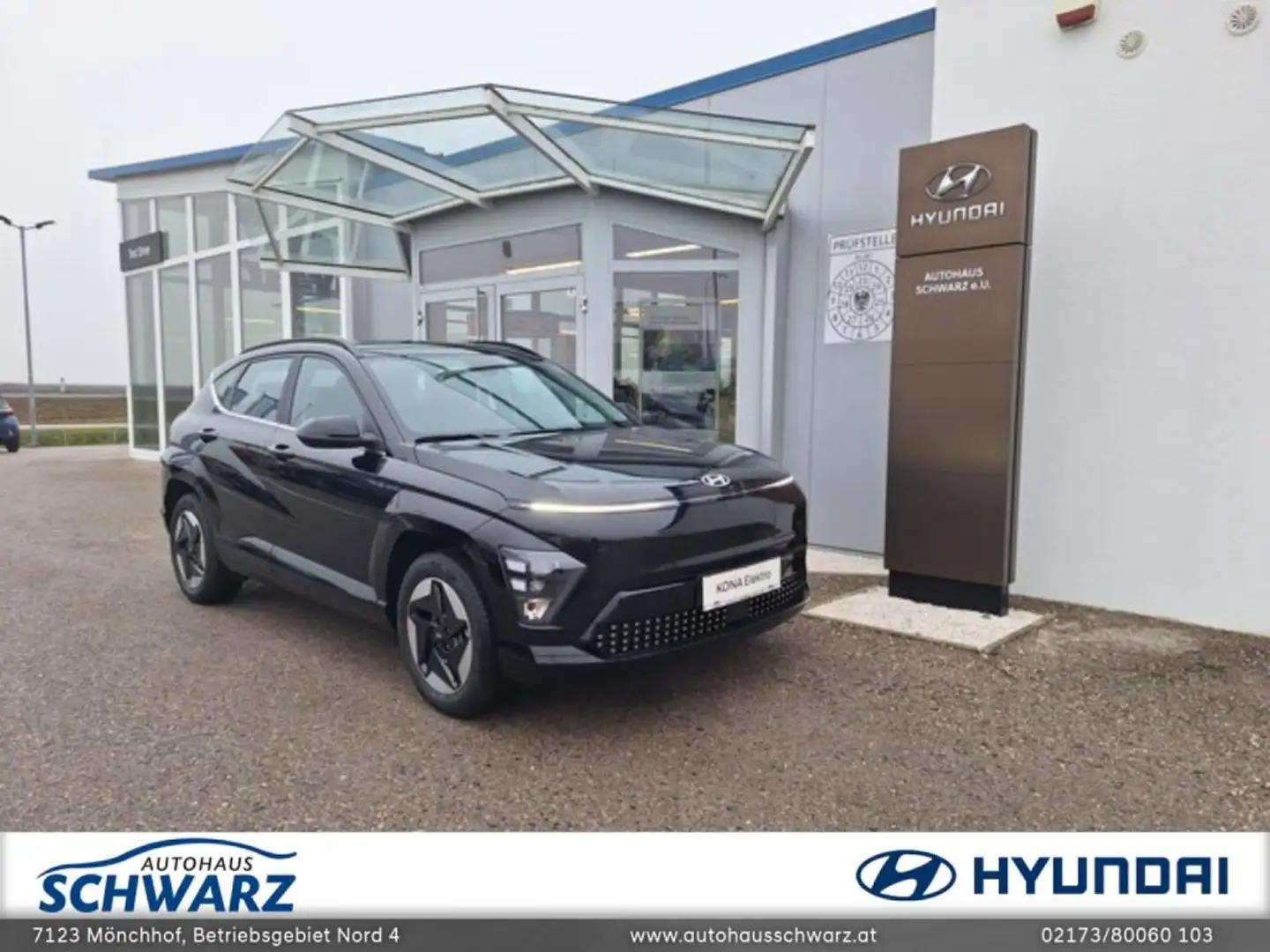 Hyundai KONA EV (SX2) Smart Line 64,8 kWh k6es2-OO5 Schwarz - 1