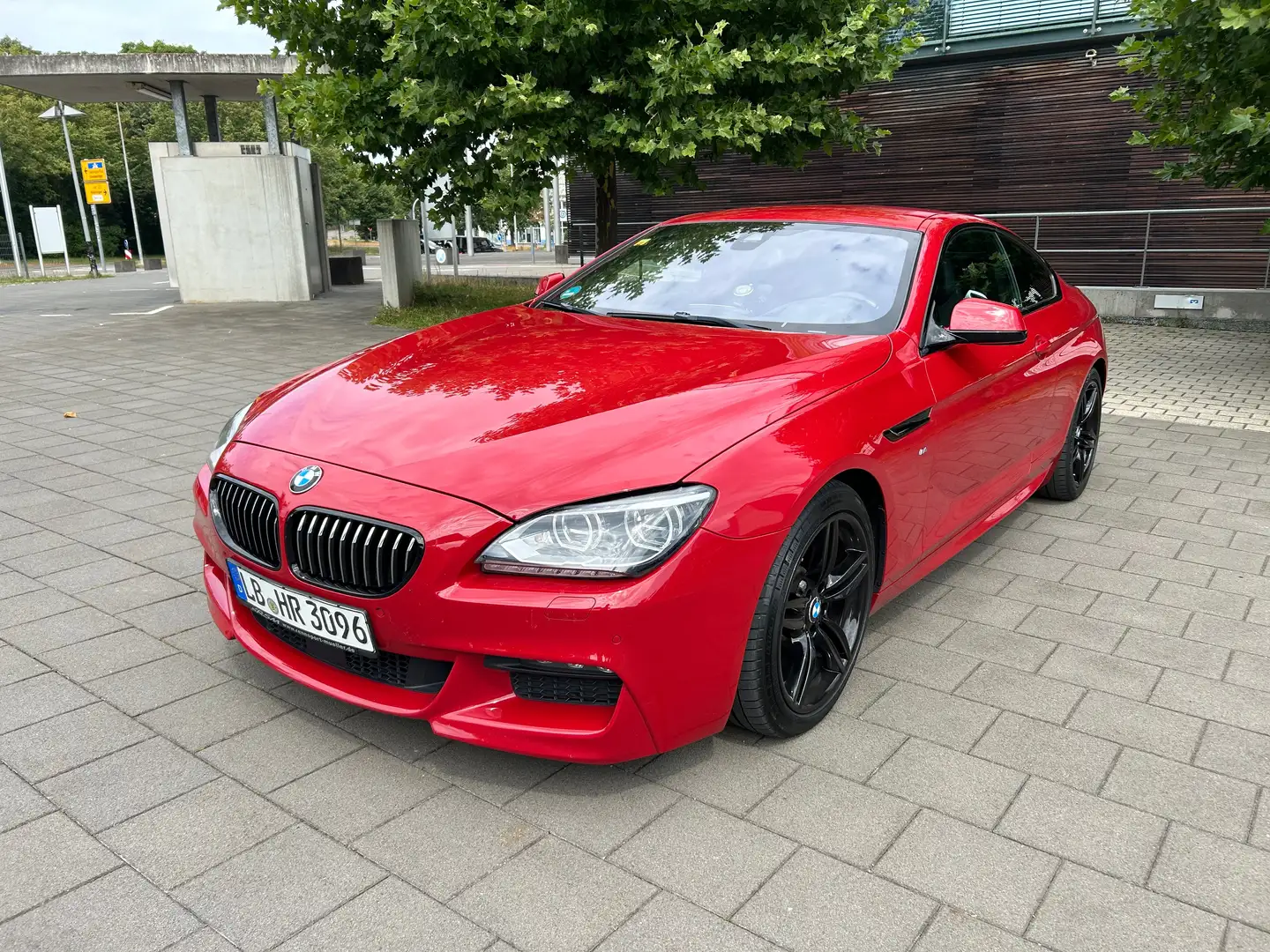 BMW 650 650i xDrive Coupe M Sport Edition Rood - 1