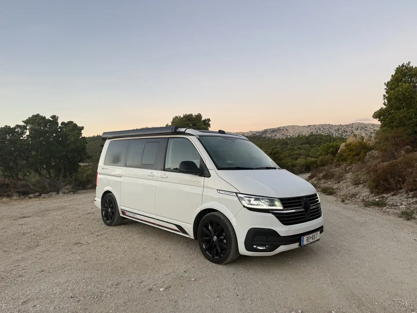 Volkswagen T6.1 California Beach Edition Camper 4MOTION TDI DSG Weiß - 1