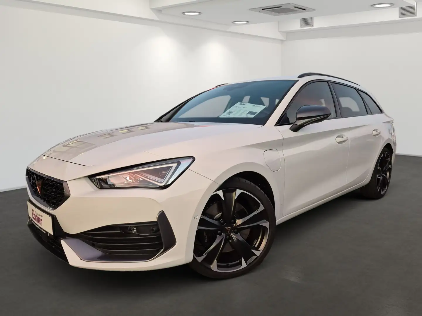 CUPRA Leon Sportstourer VZ 245PS PHEV FSG KAMERA+KEYLESS+ACC+ Weiß - 2