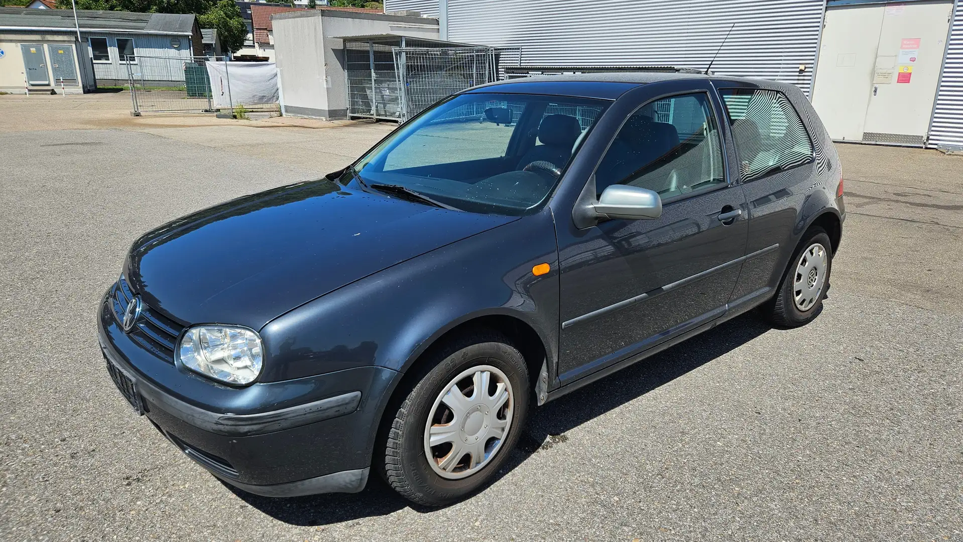 Volkswagen Golf 1.6 Klima Gris - 1