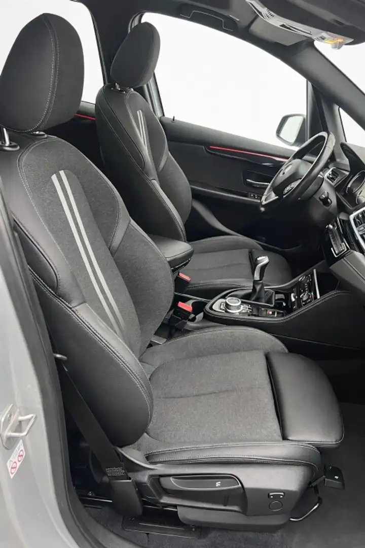 BMW 218 218i Active Tourer Plateado - 2