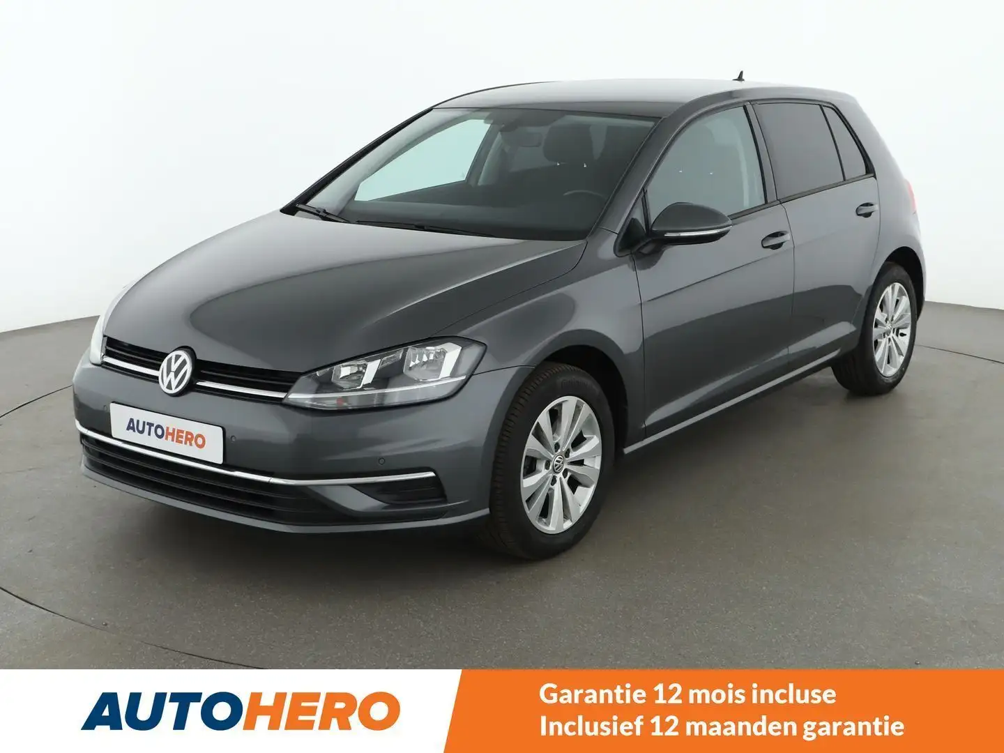 Volkswagen Golf 1.6 TDI Comfortline BlueMotion Grijs - 1