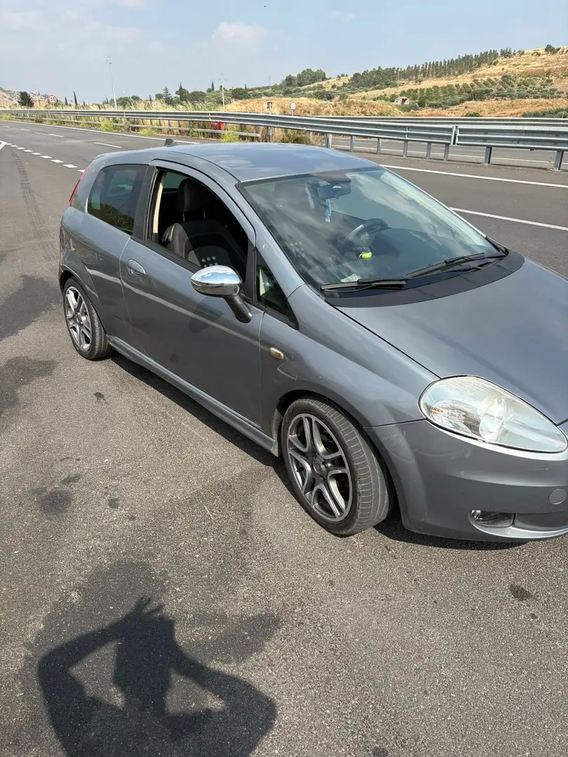 Fiat Punto 3p 1.9 jtd Sporting - 2