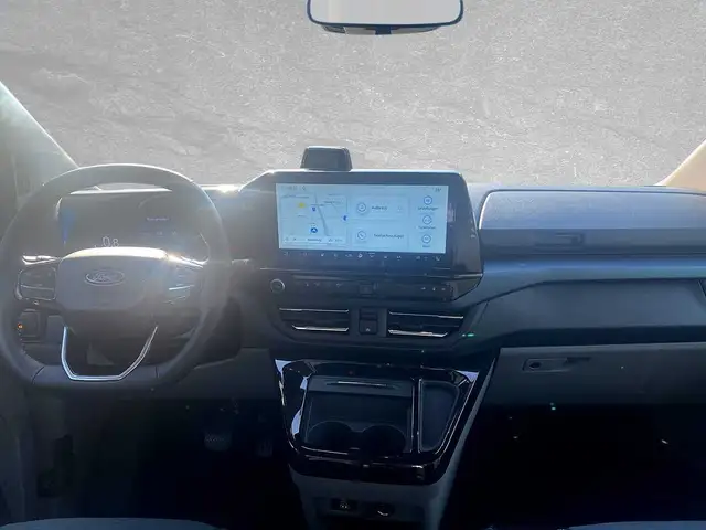 Ford Tourneo Custom view 4