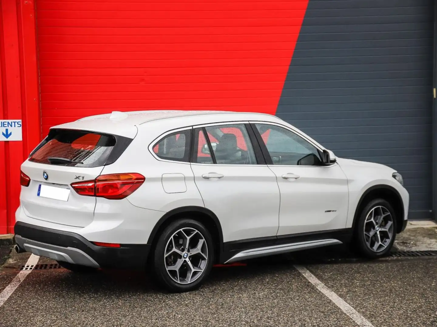 BMW X1 sDrive 18d 150 BVA F48 xLine Blanc - 2