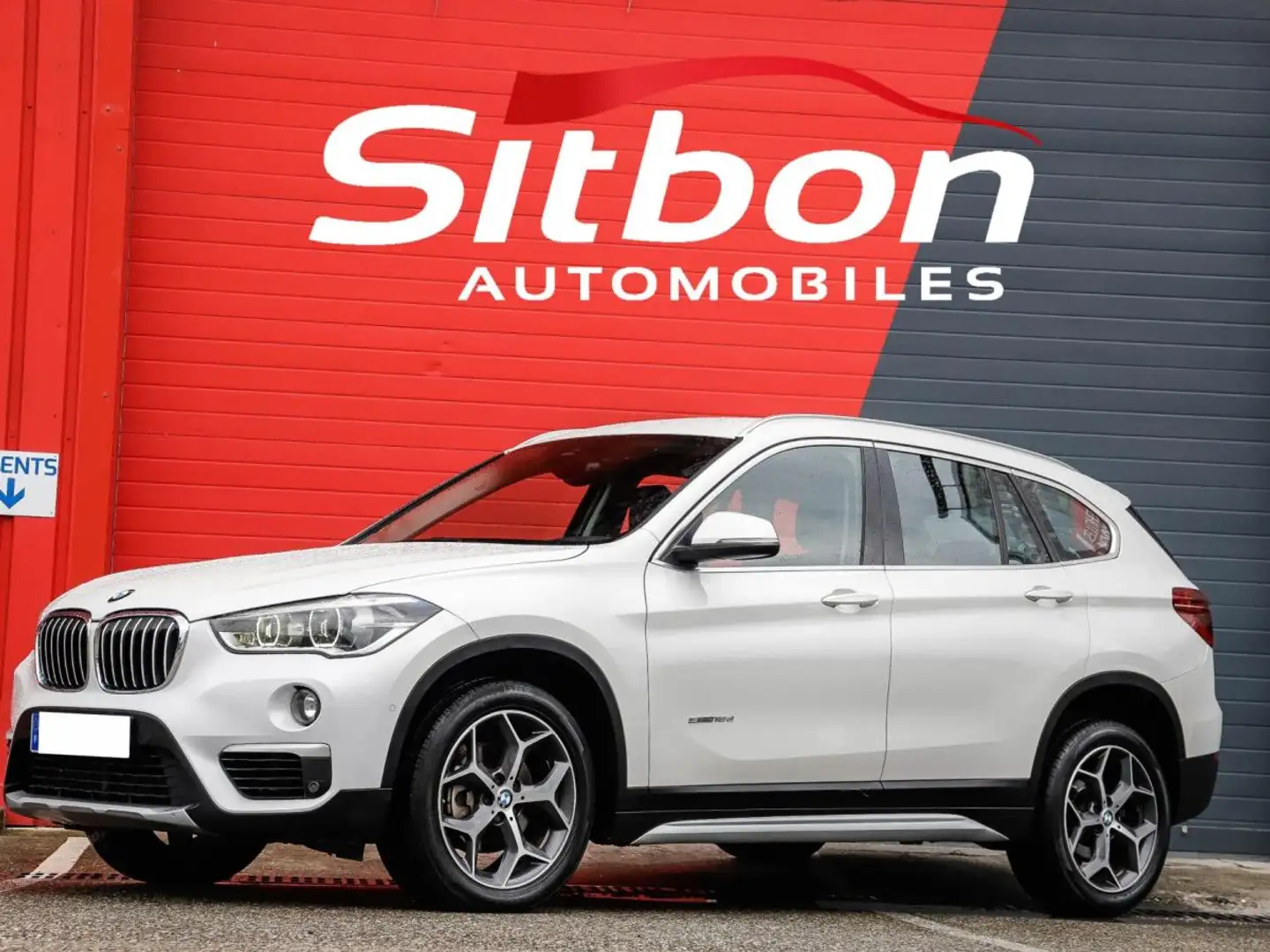 BMW X1 sDrive 18d 150 BVA F48 xLine Blanc - 1