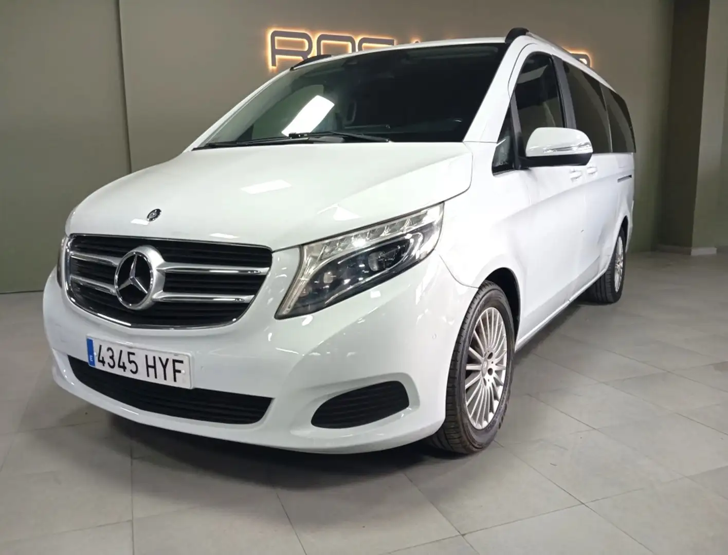 Mercedes-Benz V 220 220CDI Largo Avantgarde Blanco - 2