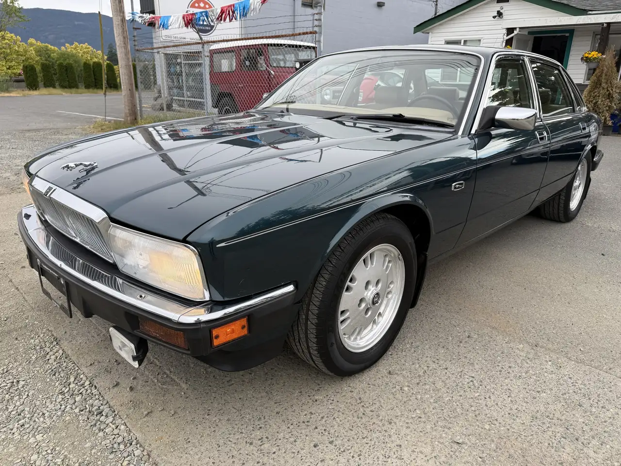 1992 Jaguar XJ