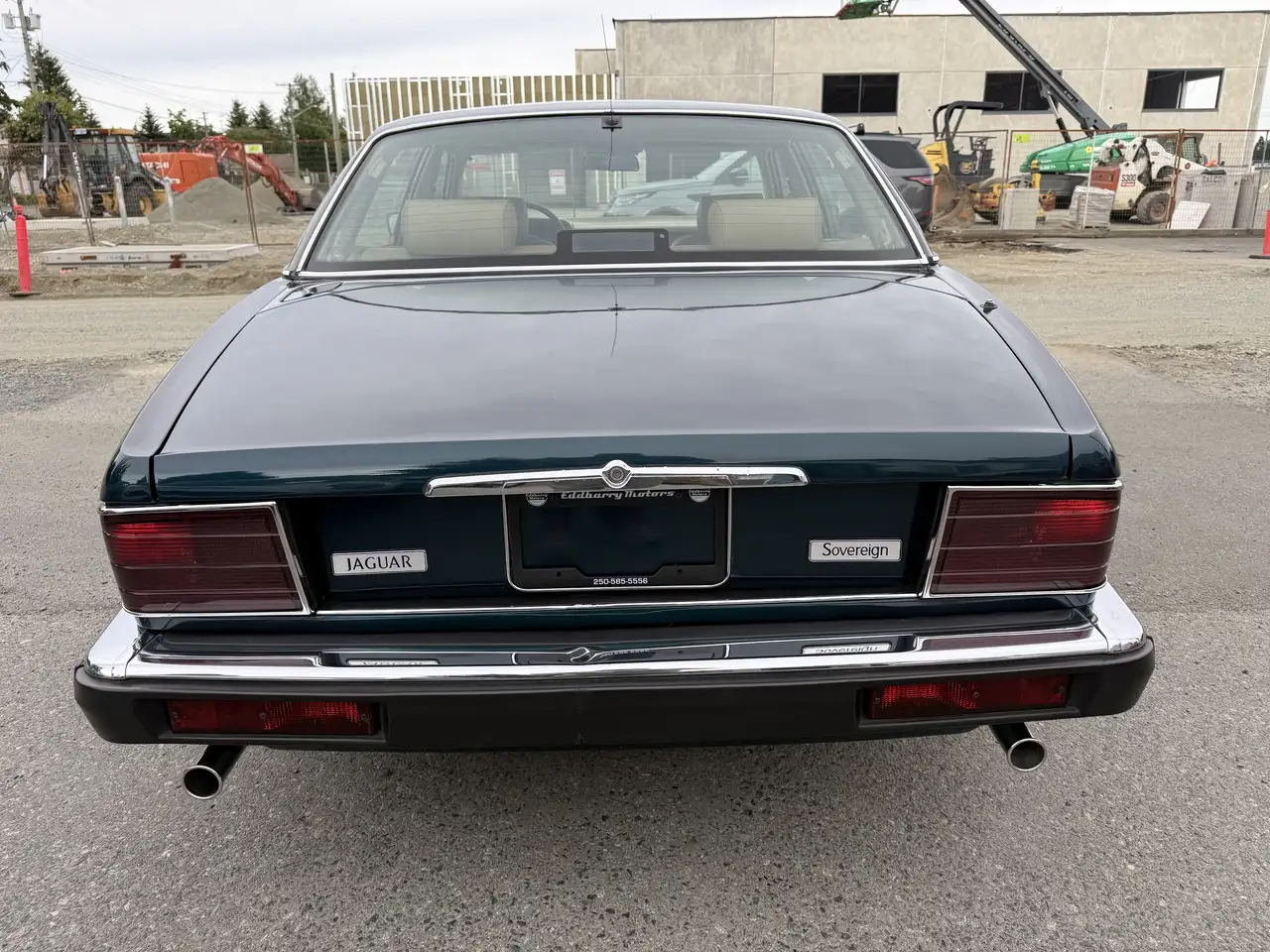 Jaguar XJ снимка Jaguar XJ