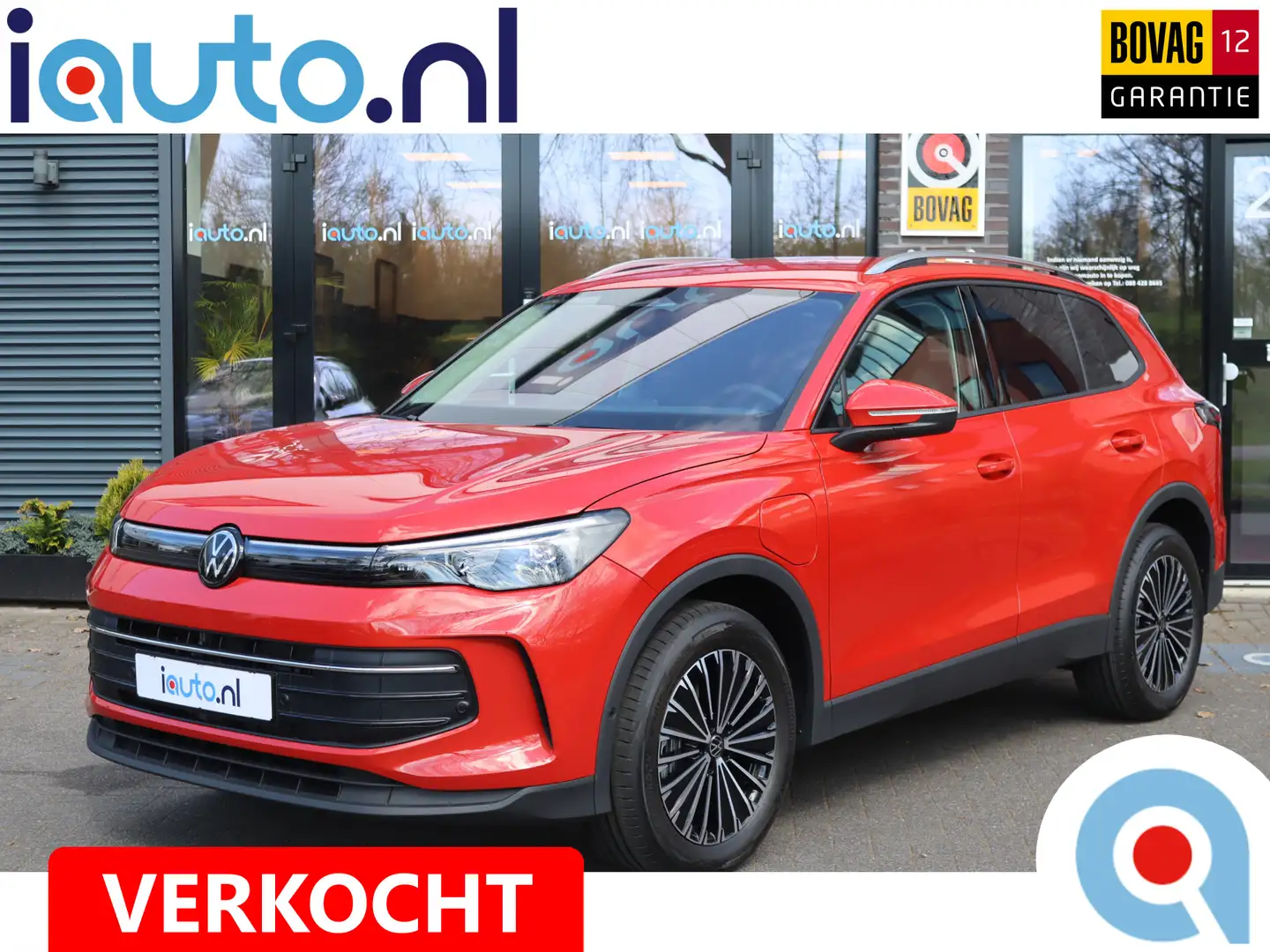 Volkswagen Tiguan 1.5 eHybrid 204pk Edition IQ.Light/Keyless/Camera/ Rood - 1