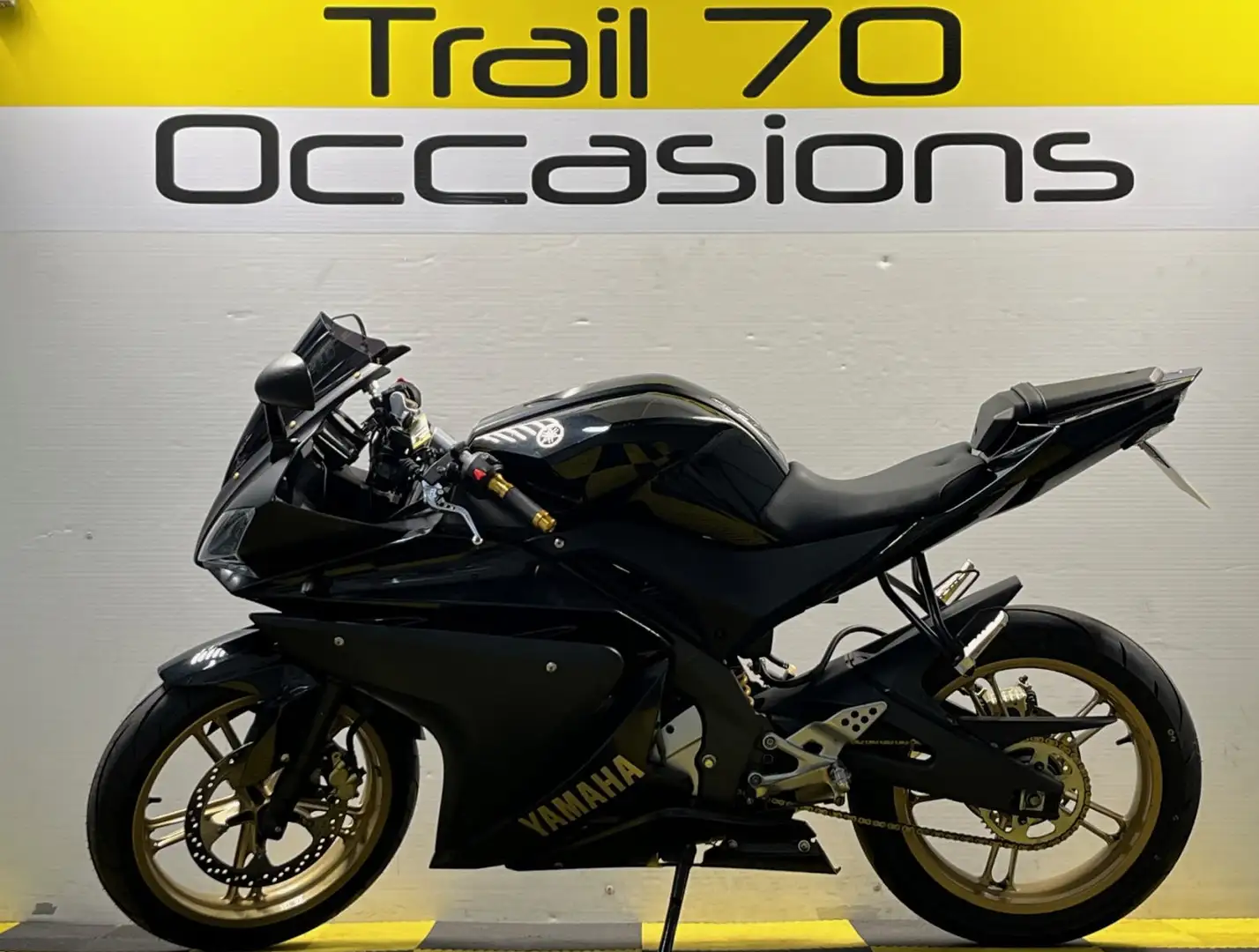 Yamaha YZF-R125 Schwarz - 2