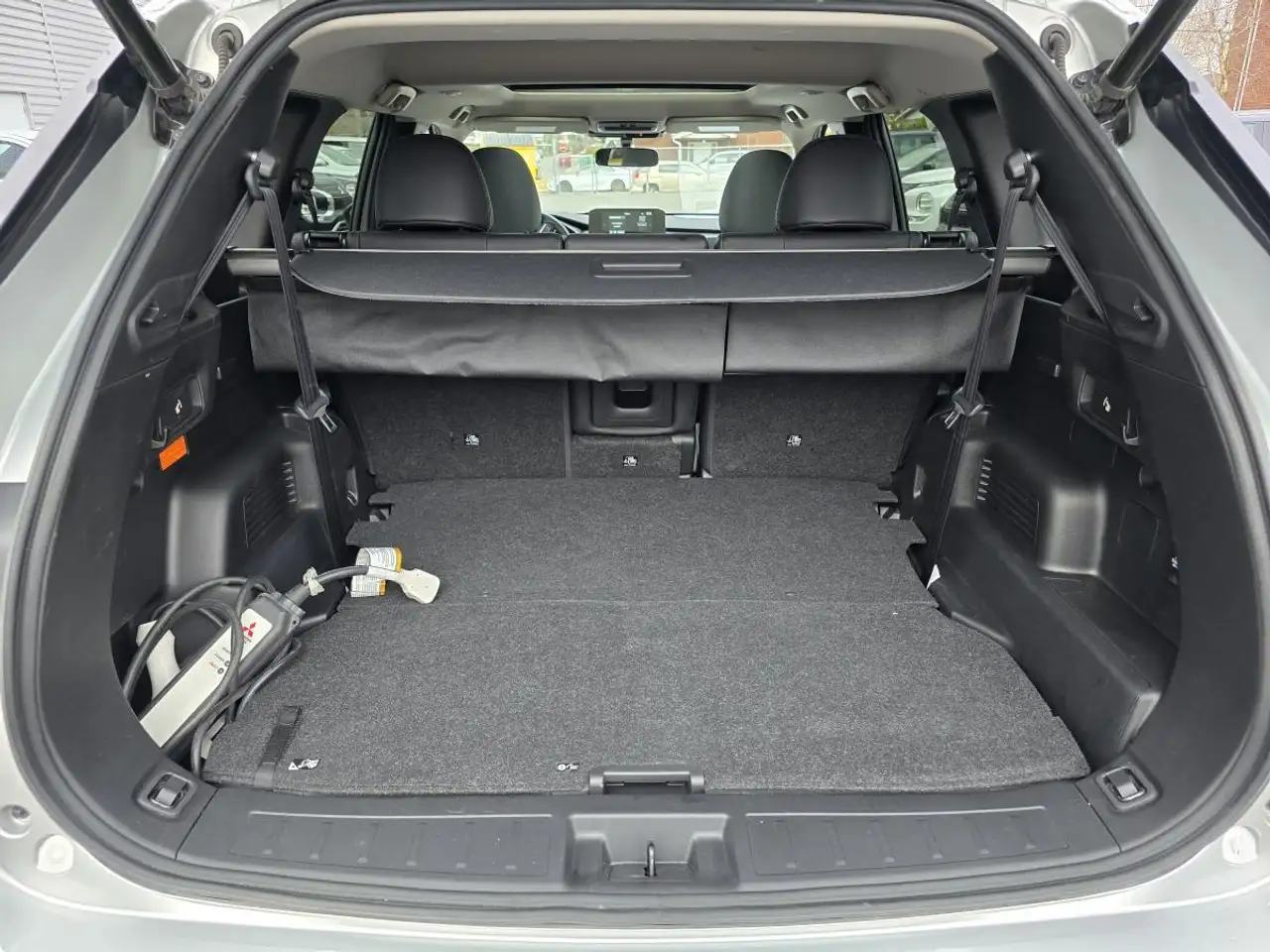 Mitsubishi Outlander снимка Mitsubishi Outlander