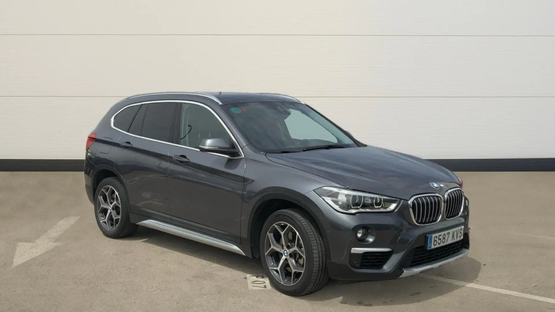 BMW X1 sDrive 20iA - 1