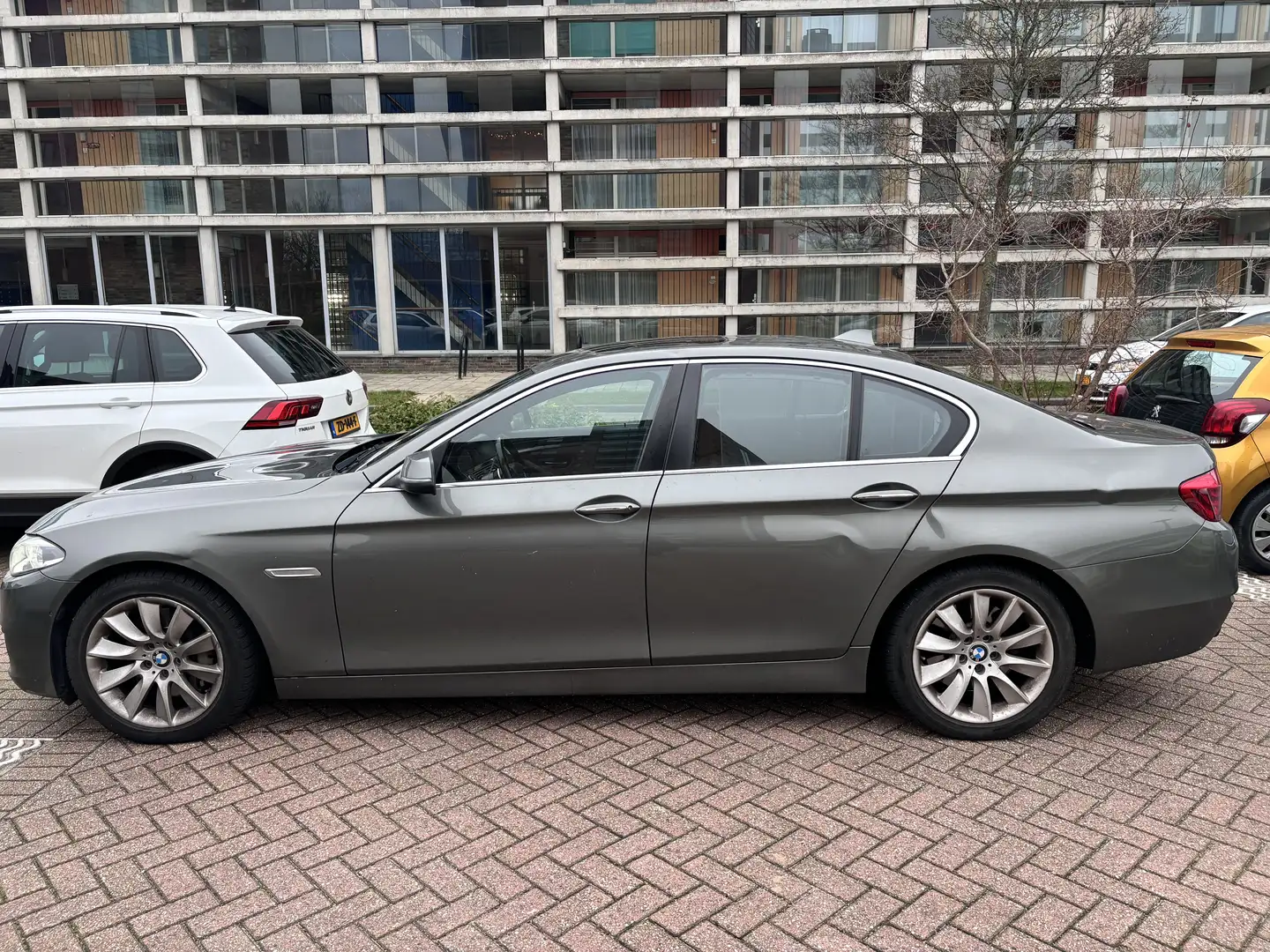 BMW 530 530d xDrive Gran Turismo Aut. - 2