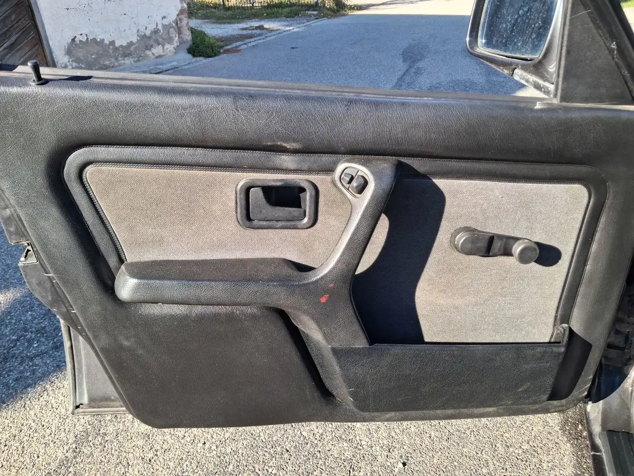 BMW 325 i E30, foto 10