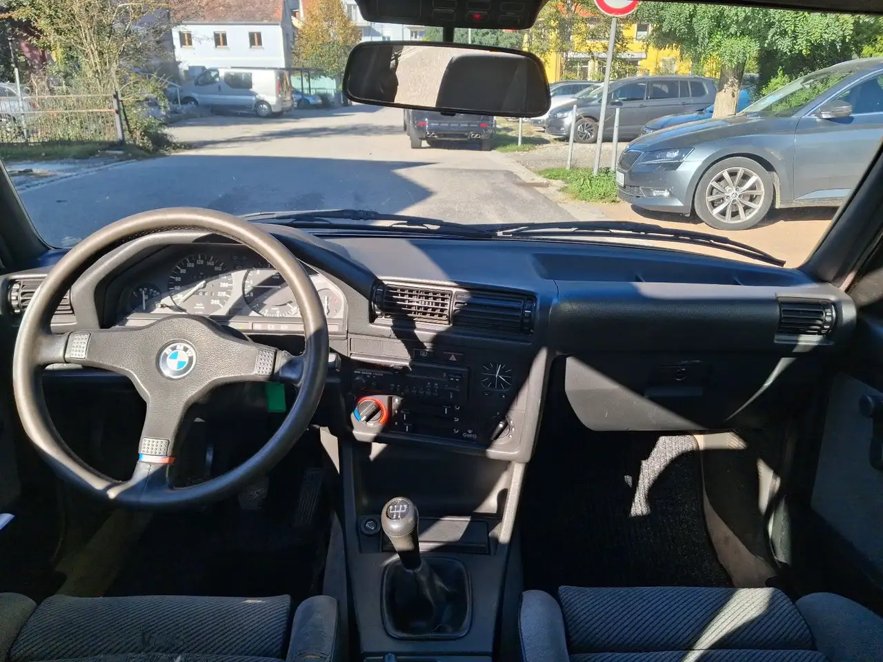 BMW 325 i E30, foto 8