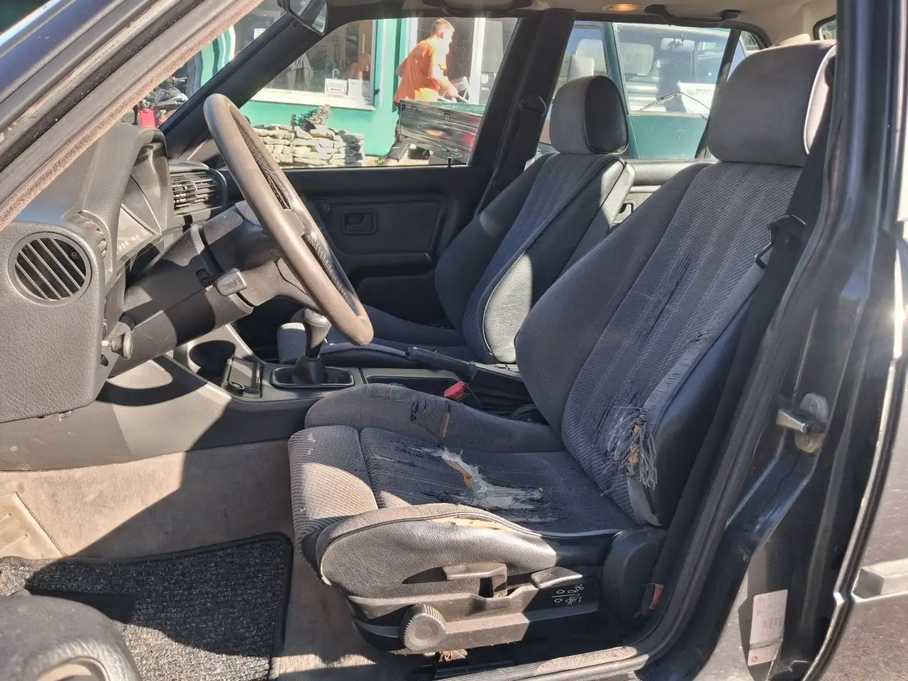 BMW 325 i E30, foto 7