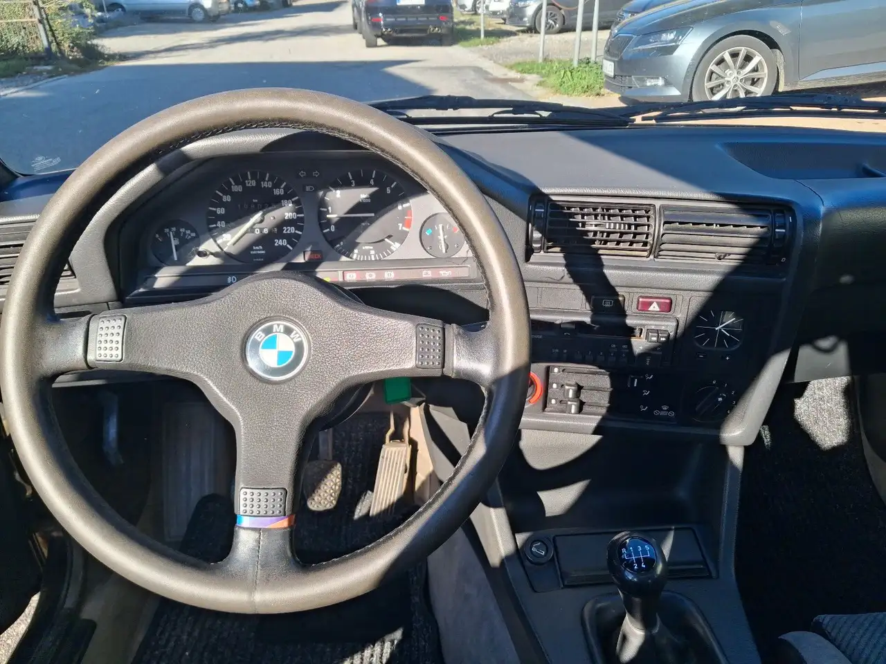 BMW 325 i E30, foto 12