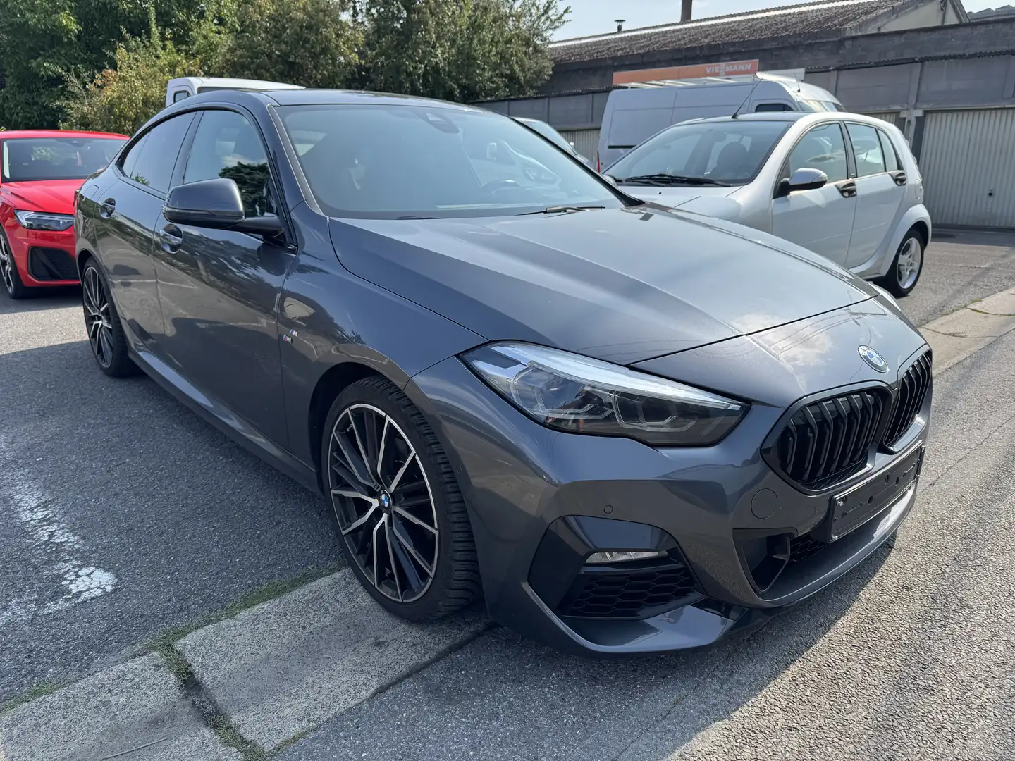 BMW 218 Gran Coupé 218iA /Pack M/Harman kardon/Camera Gris - 1