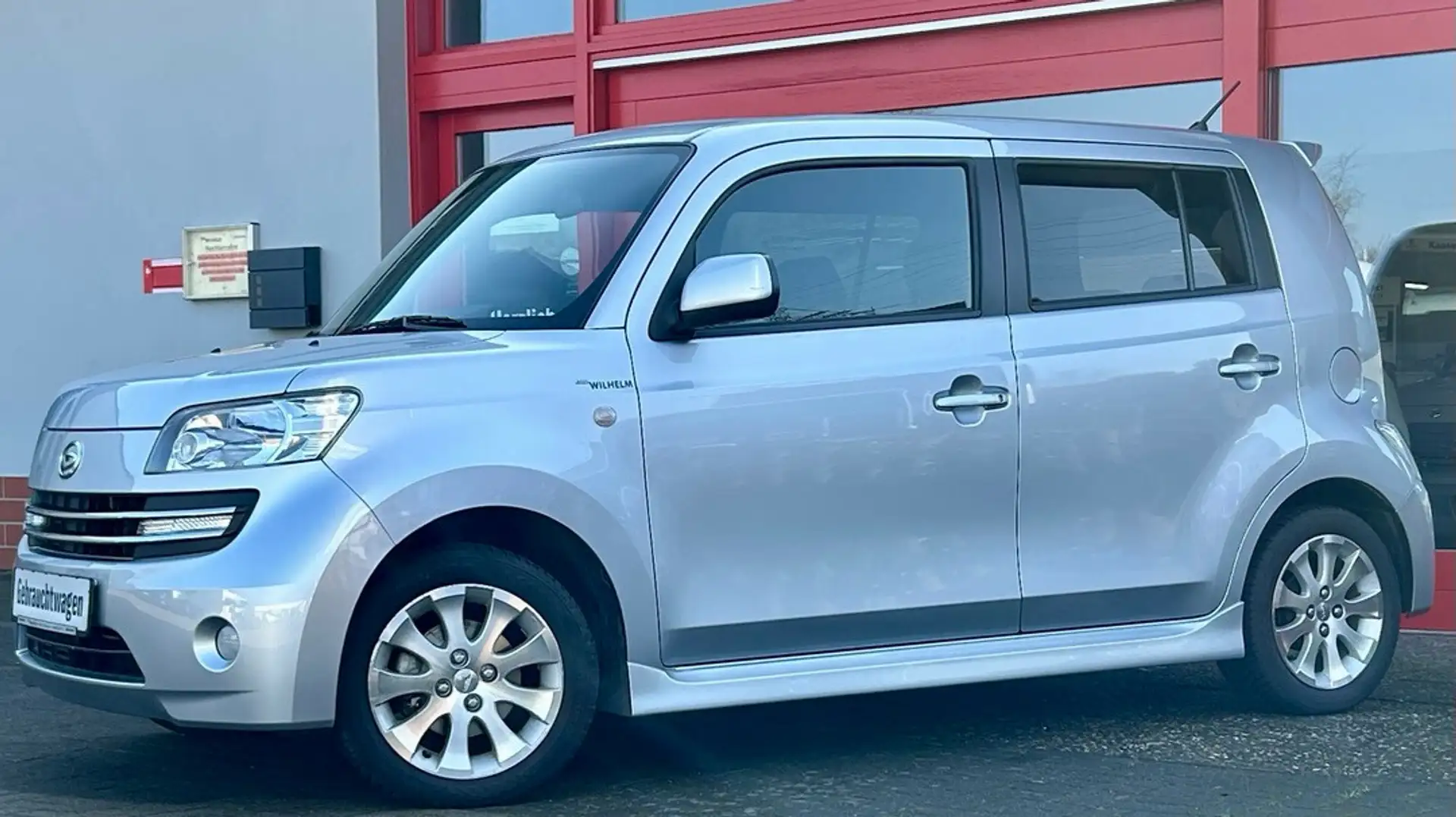 Daihatsu Materia M4 1.5 Plateado - 2