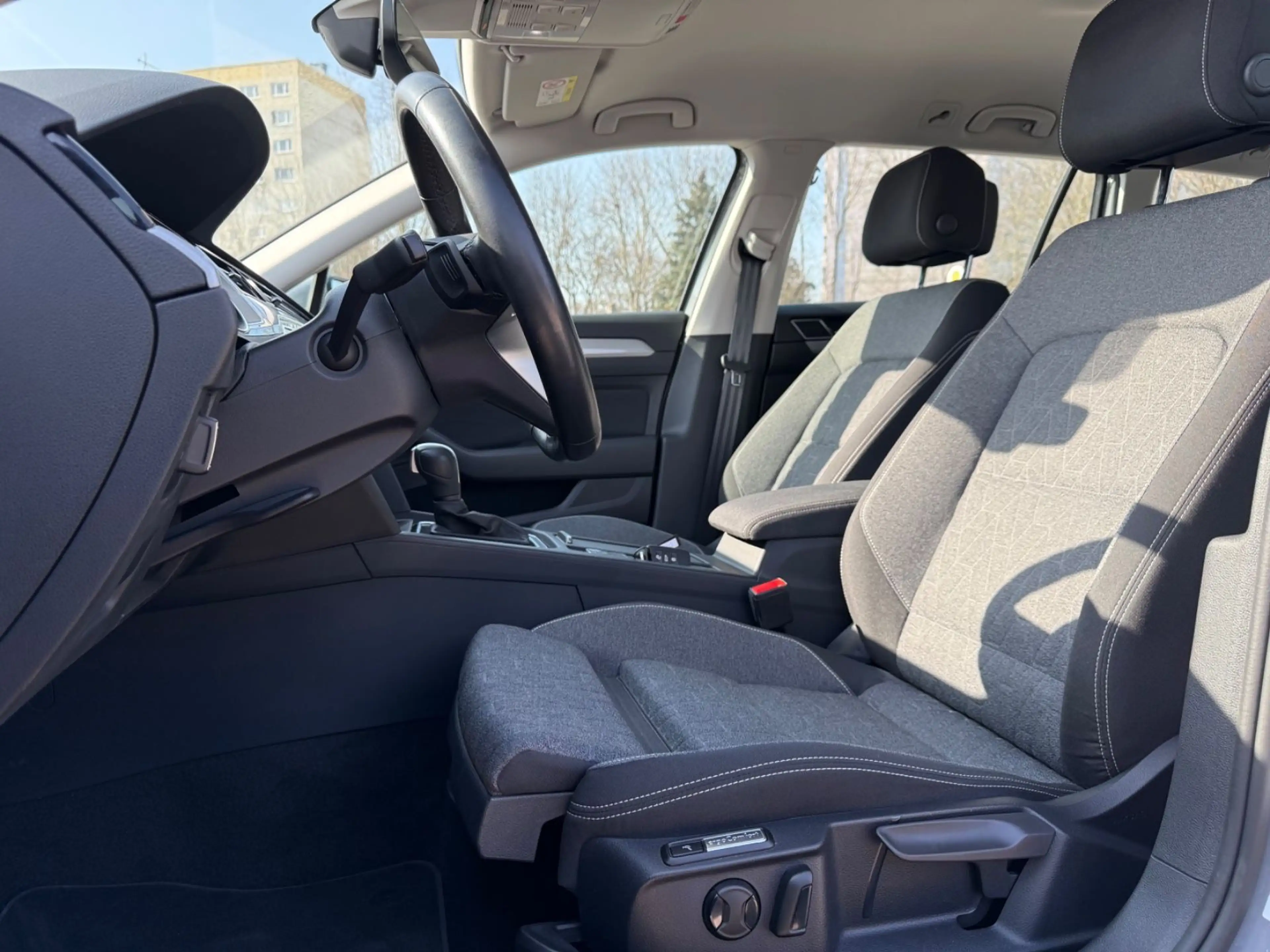 Volkswagen Passat Variant 2.0 TDI Business 200 PS Automatik — photo 15