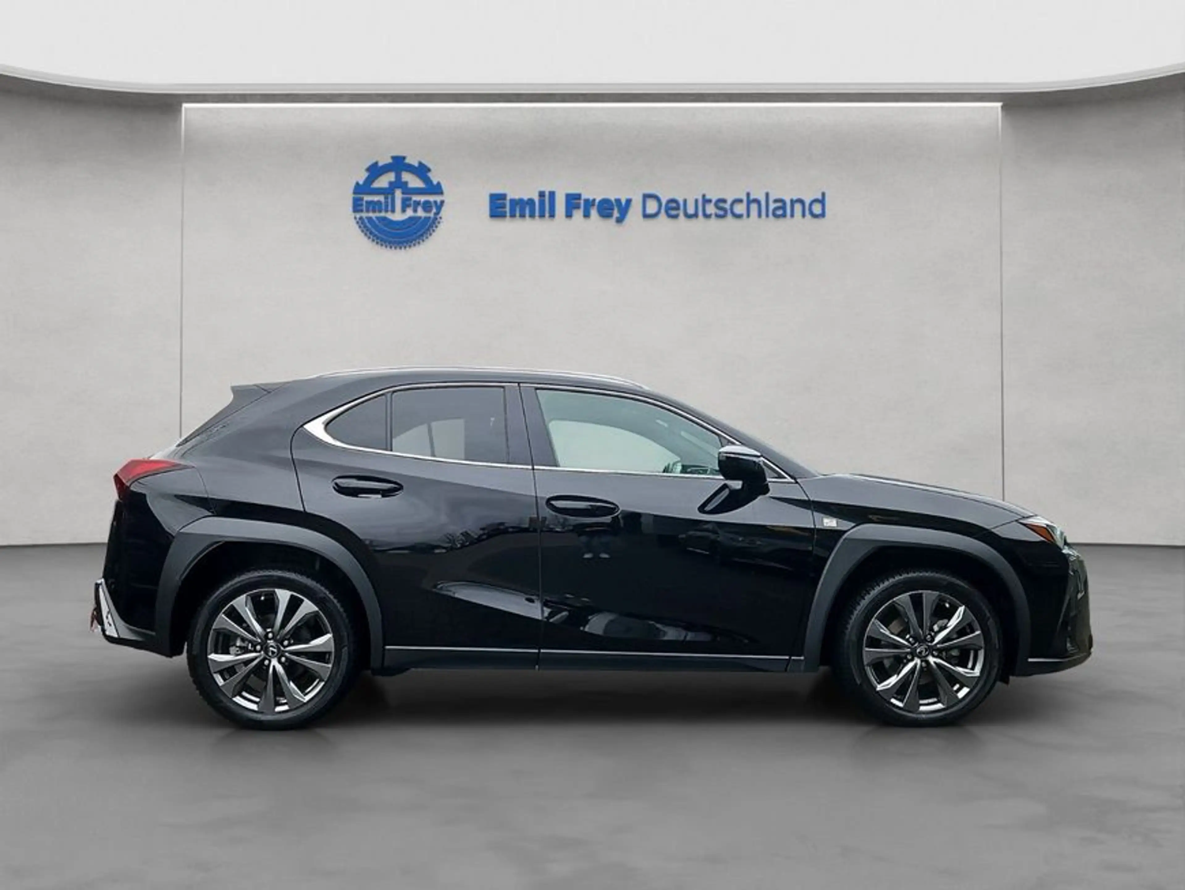 Lexus UX 250h 250h F-Sport Design — photo 6