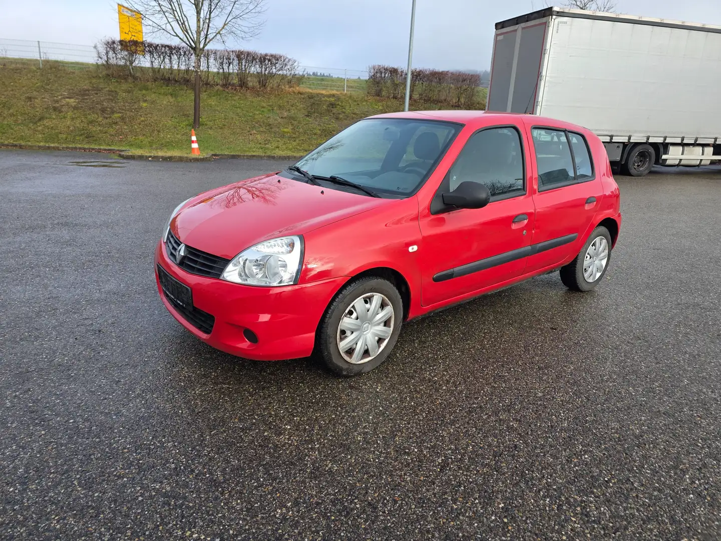 Renault Clio Clio  5-Türer 1.2 Campus 1.Hand TÜV 12/2026 Rouge - 1