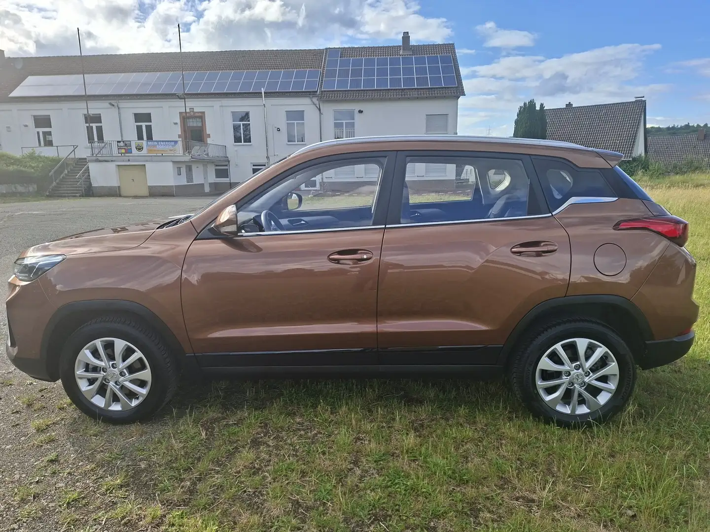 BAIC Beijing X35 Standard Braun - 1