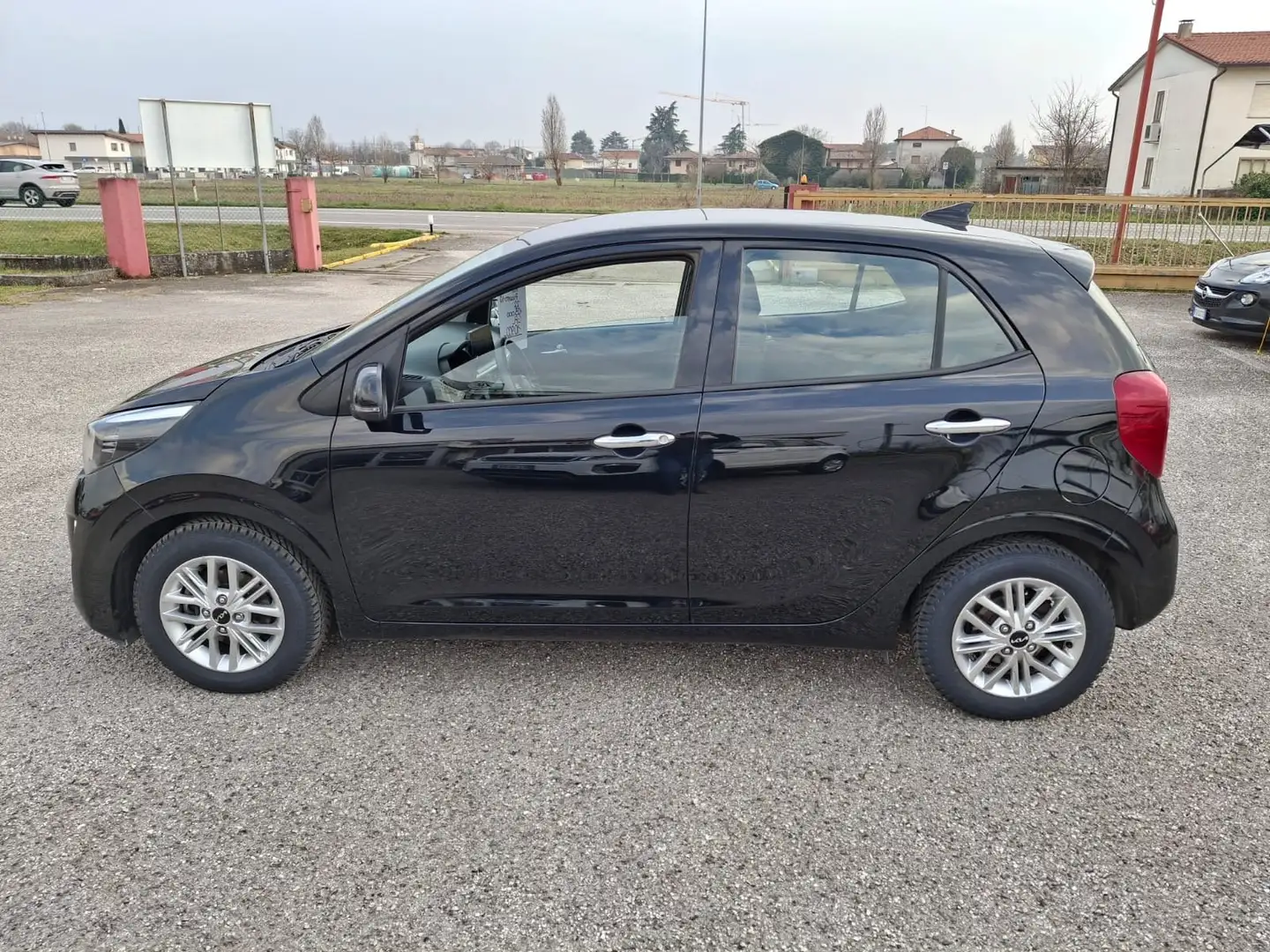 Kia Picanto Picanto 1.0 dpi X Line s/Techno Nero - 2