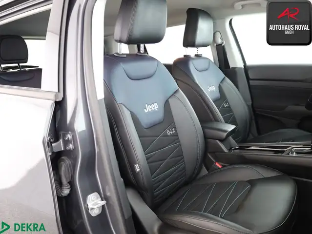 Jeep Compass view 11