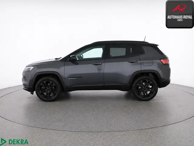 Jeep Compass view 2