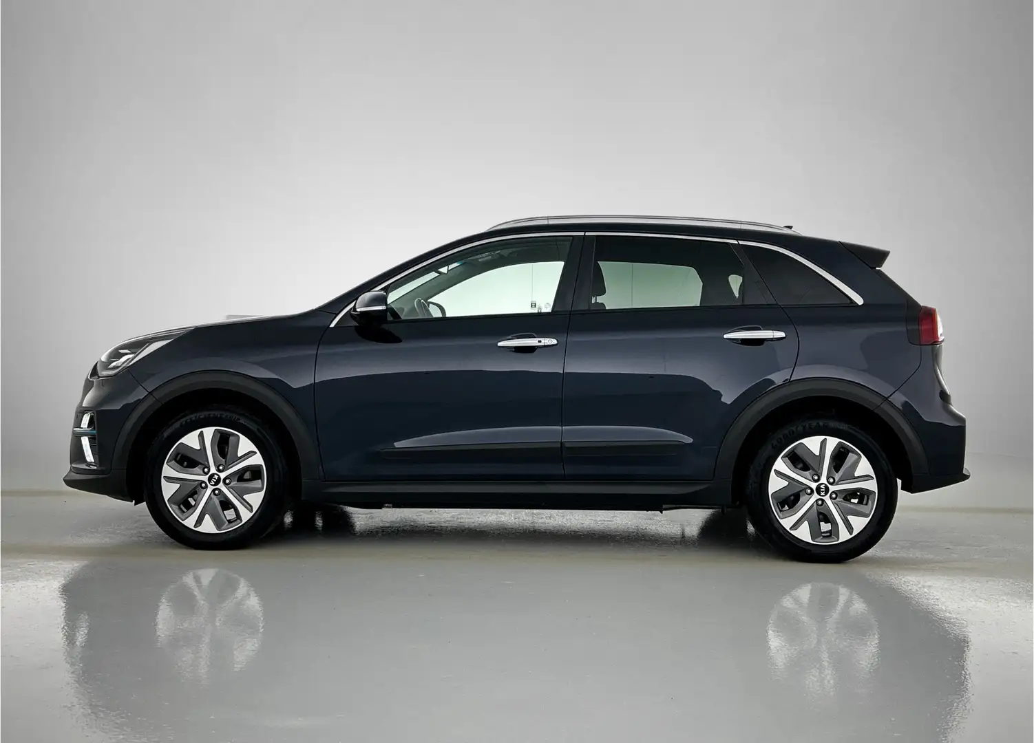 Kia e-Niro ExecutiveLine 64 kWh | 1e Eigenaar | SoH EV batter Bleu - 2