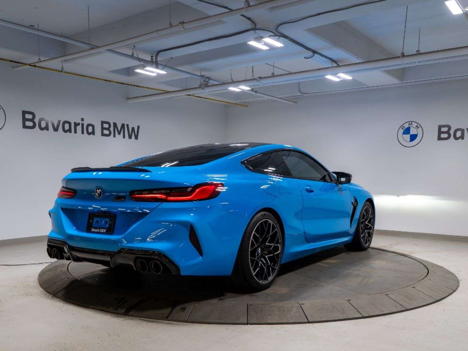 2023 BMW M8 M8 Competition | Riviera Blue | Bowers & Wilkins Diamond Audio | M Carbon Ceramic Brakes — photo 5