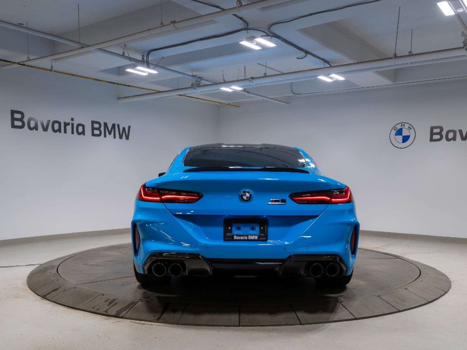 2023 BMW M8 M8 Competition | Riviera Blue | Bowers & Wilkins Diamond Audio | M Carbon Ceramic Brakes — photo 4