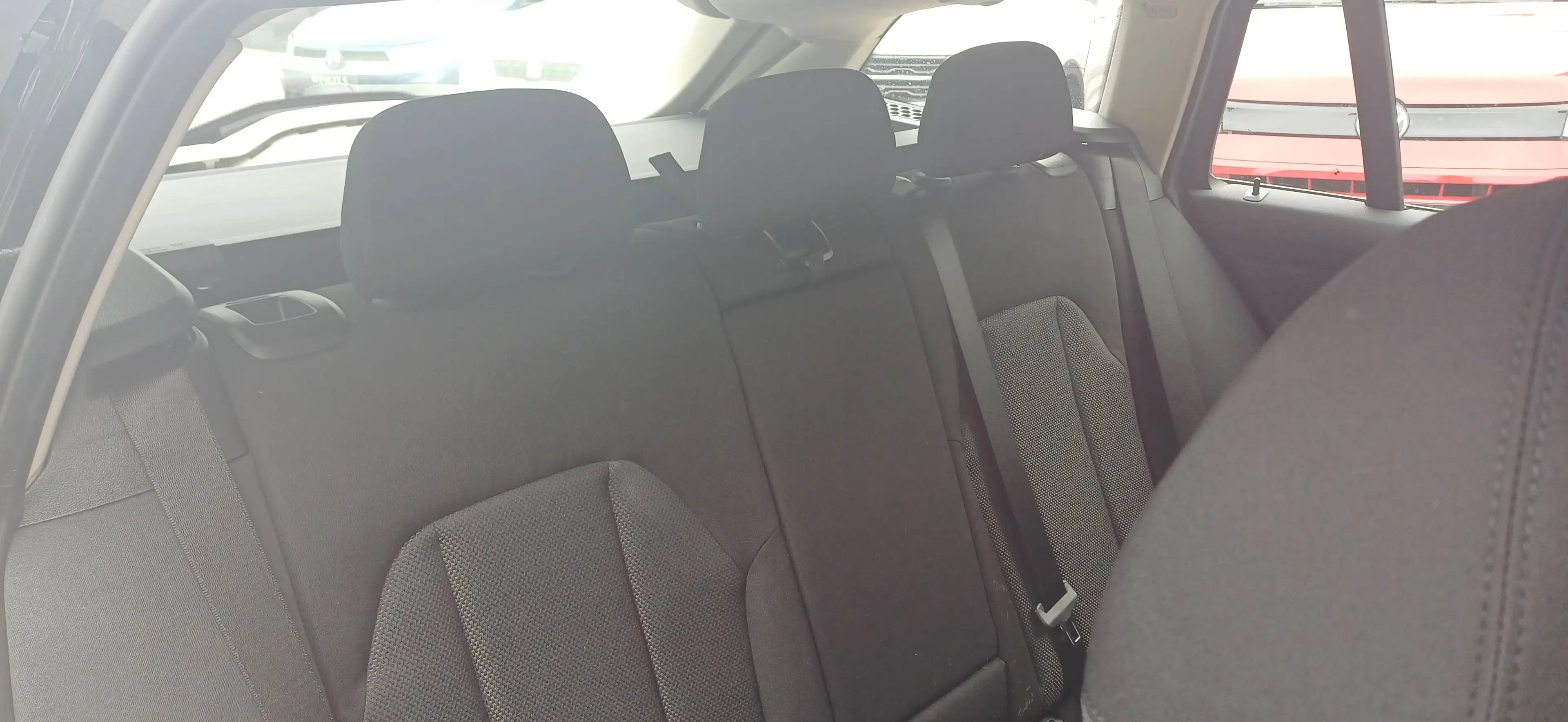 BMW 318 318i Touring Automatik-Klimaaut-Navi-Kamera-Sitzhzg-PDCv+h — photo 14