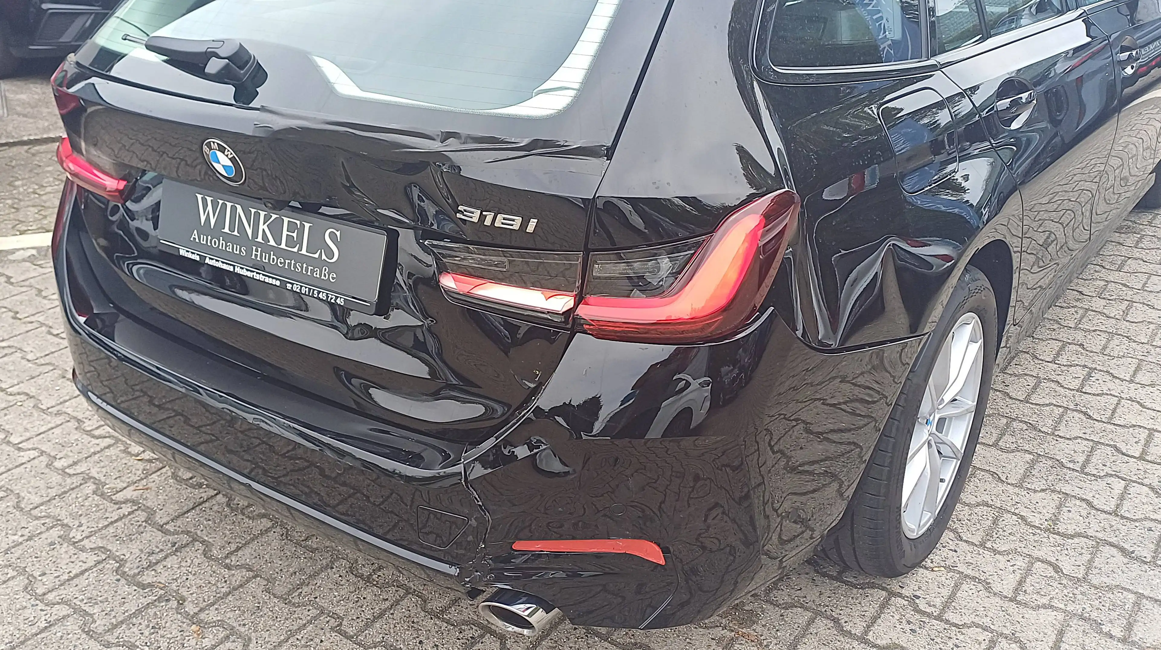 BMW 318 318i Touring Automatik-Klimaaut-Navi-Kamera-Sitzhzg-PDCv+h — photo 4