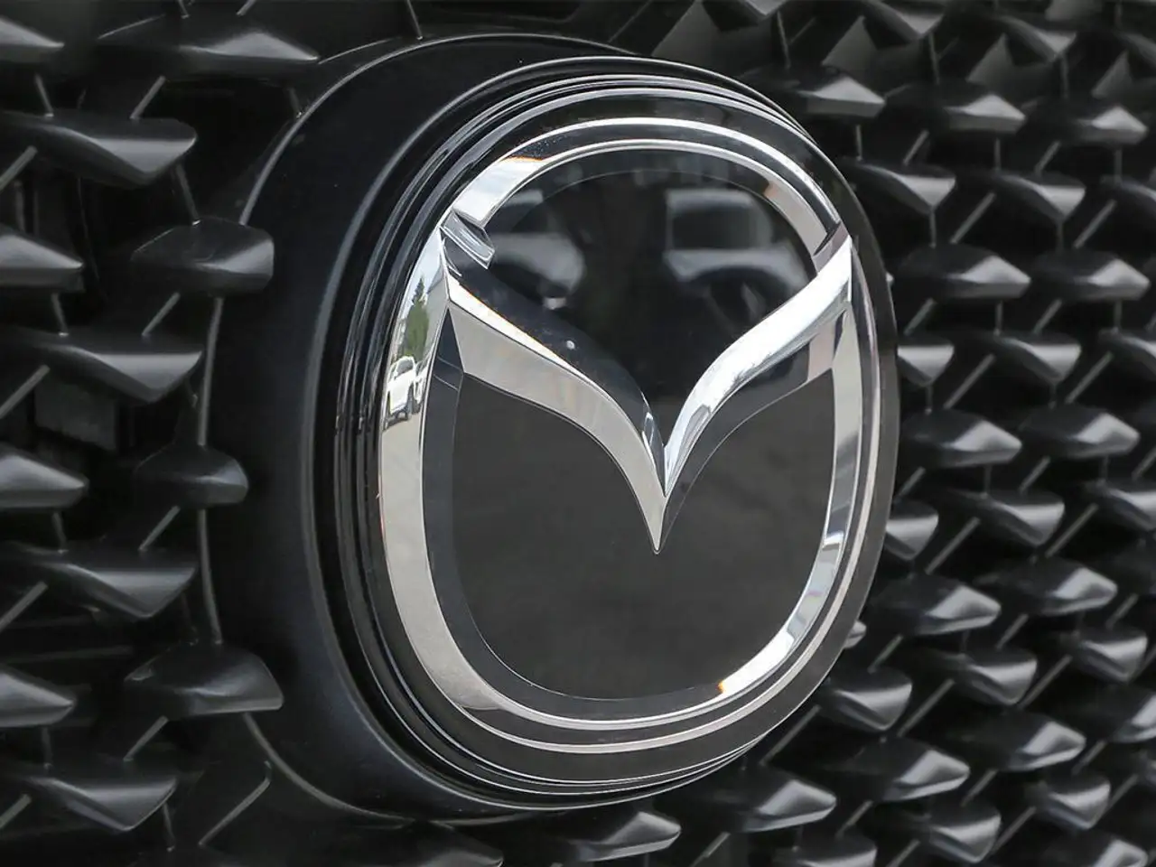Mazda CX-30 photo Mazda CX-30