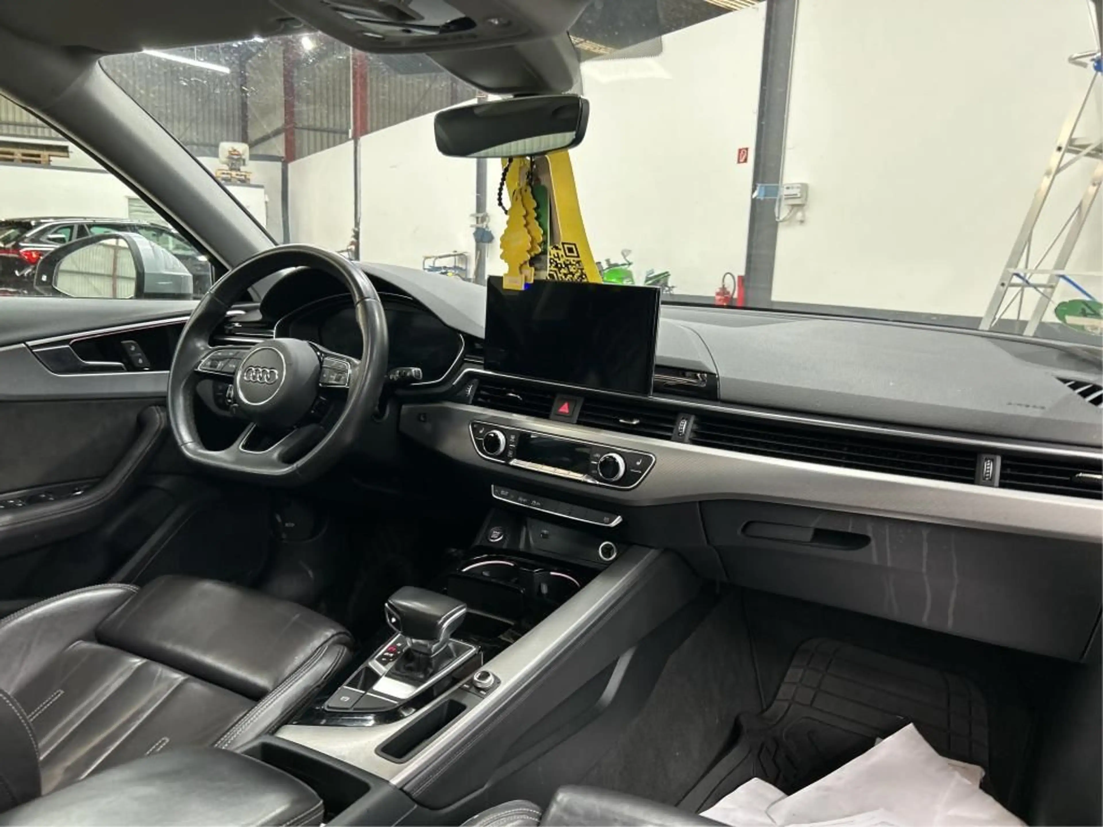 Audi A4 Avant 40 TDIadvanced*Virtual*Pano*DSG*Matrix* — photo 8