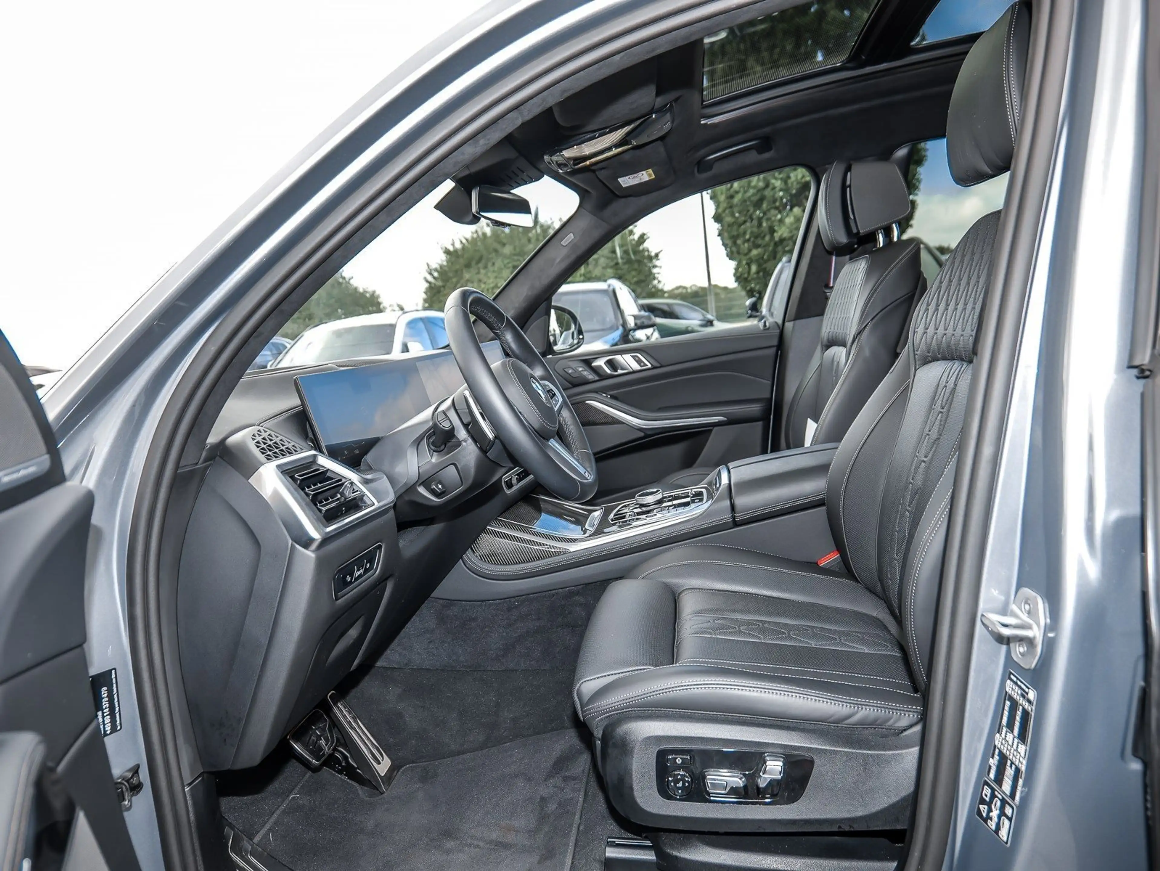 BMW X7 xDrive40d M Sport HUD PANO ACC AHK RFK NAVI — photo 5