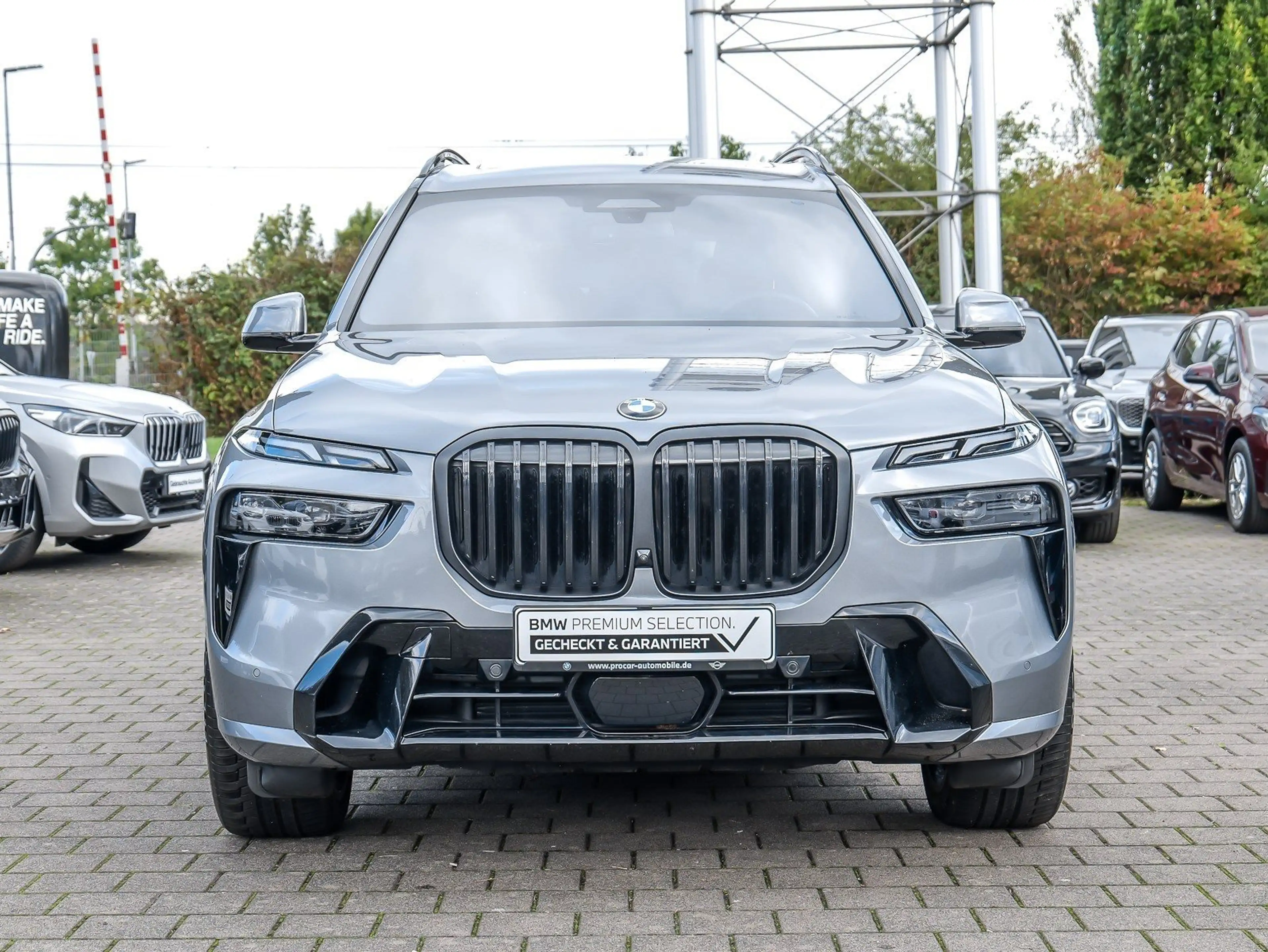 BMW X7 xDrive40d M Sport HUD PANO ACC AHK RFK NAVI — photo 8