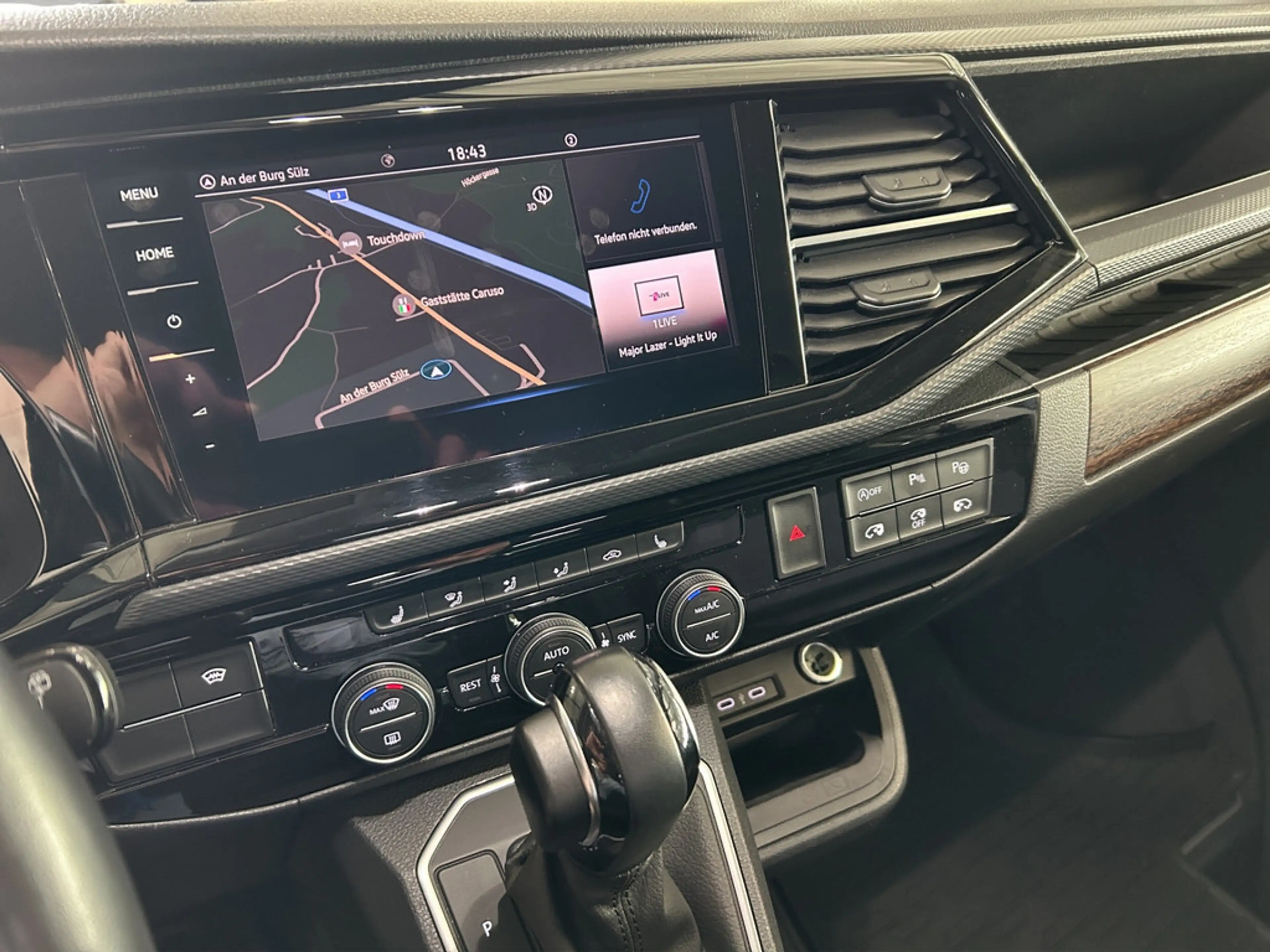 Volkswagen T6.1 Multivan Multivan Highline STANDHZ LED — photo 10