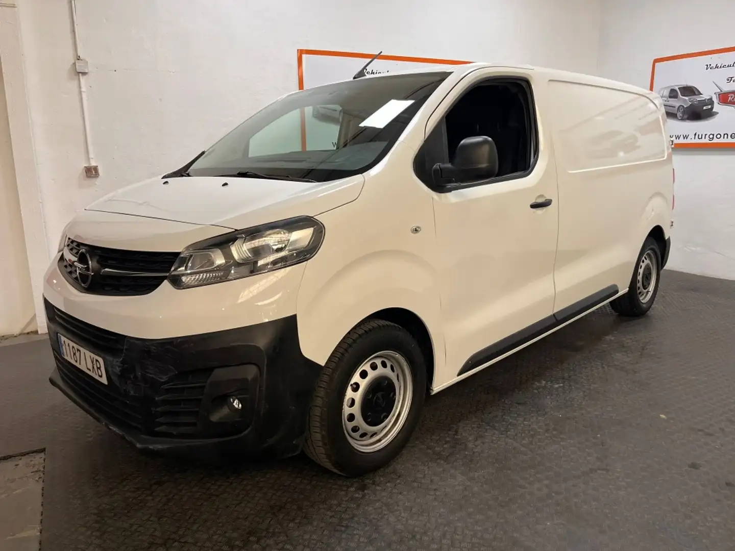 Opel Vivaro Furgón 1.5 BlueHDi S&S Carga Standard M 10 Bianco - 1