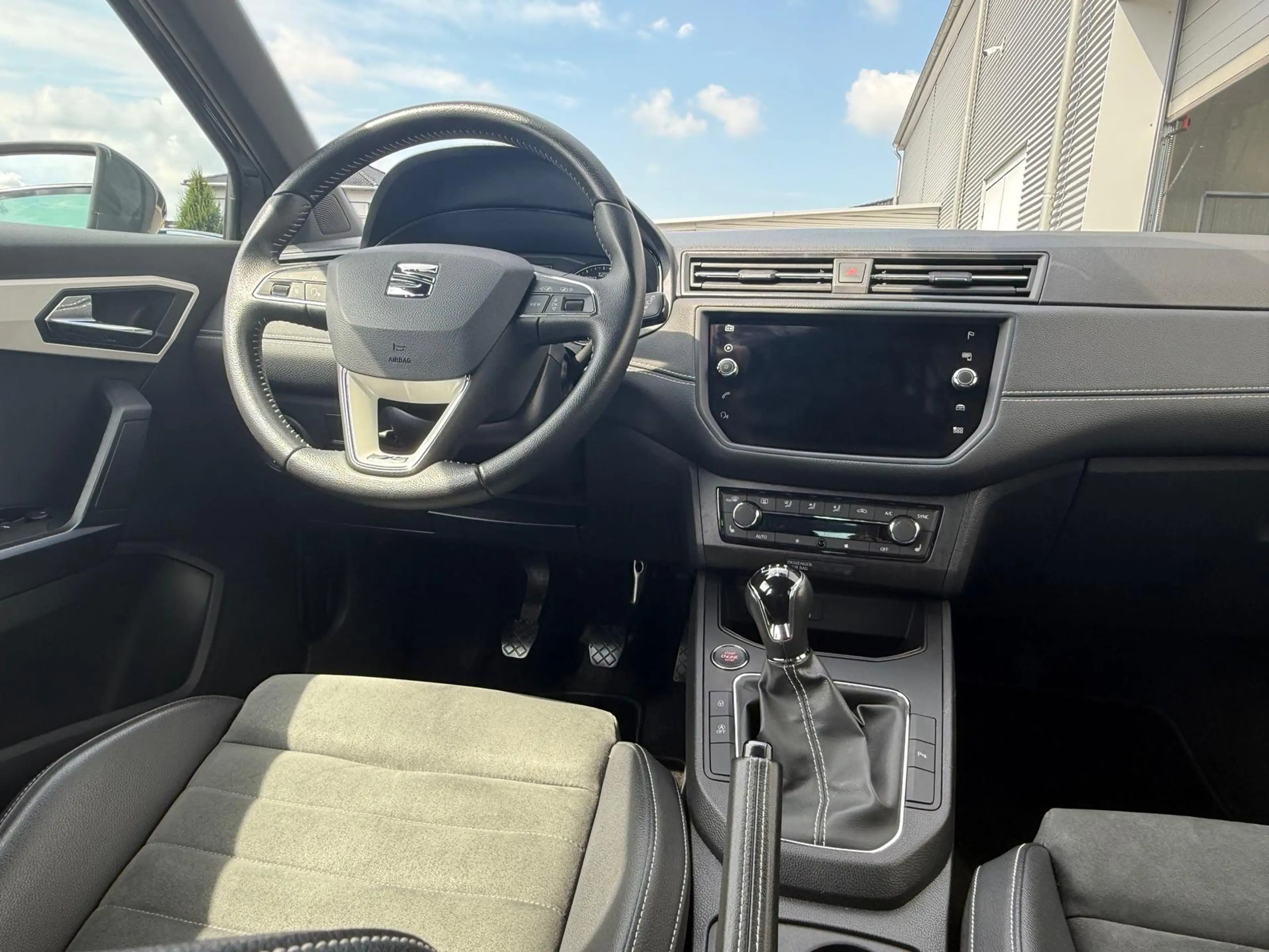 SEAT Ibiza 1.0 TSI 95 PS Xcellence KAMERA/NAVI/LED — photo 13